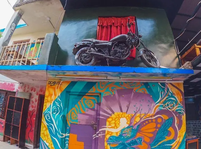 Aarogya And Restaurant Hostel Kathmandu